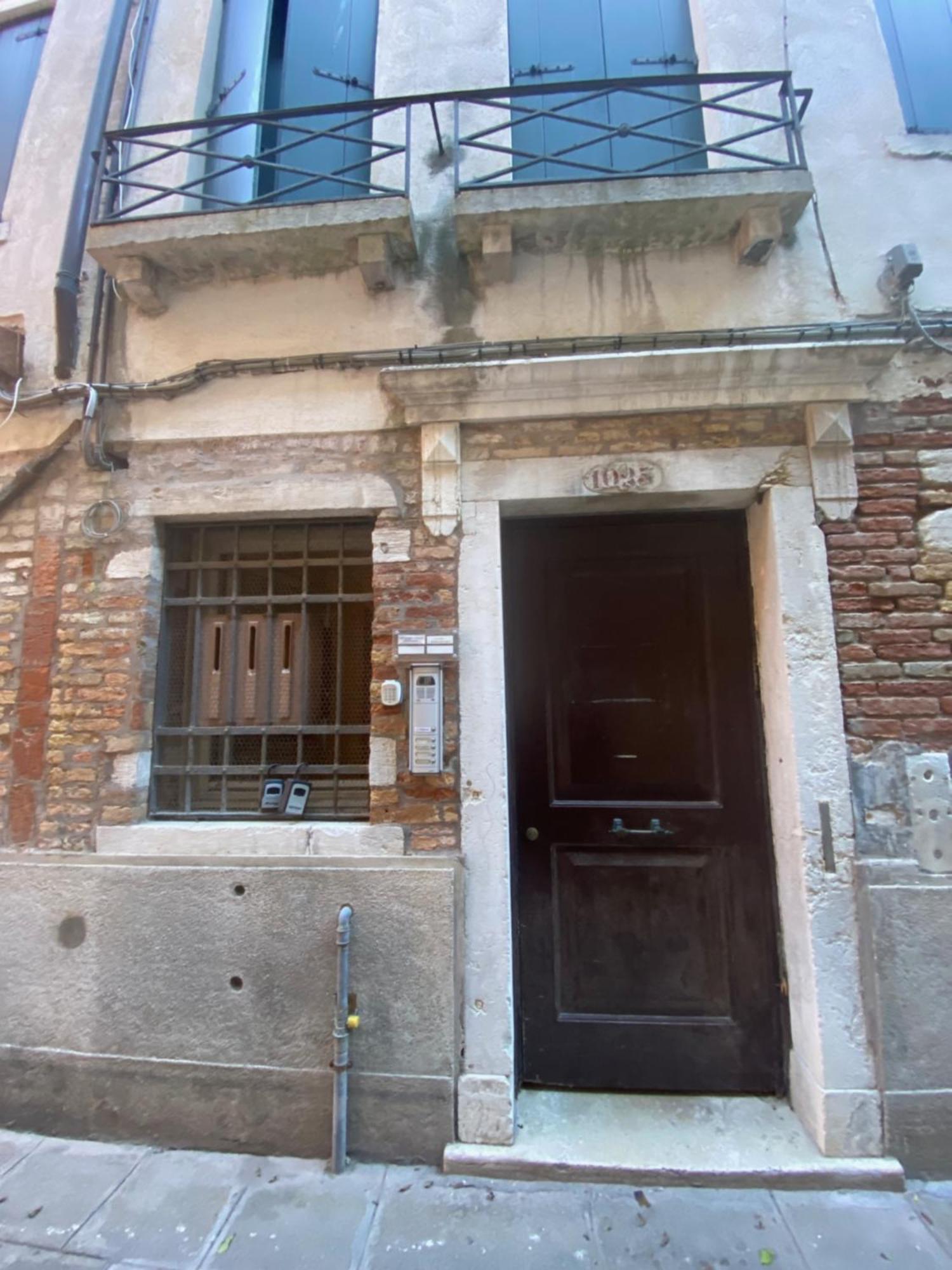 Ca' Laura - San Marco Canal View ヴェネツィア エクステリア 写真